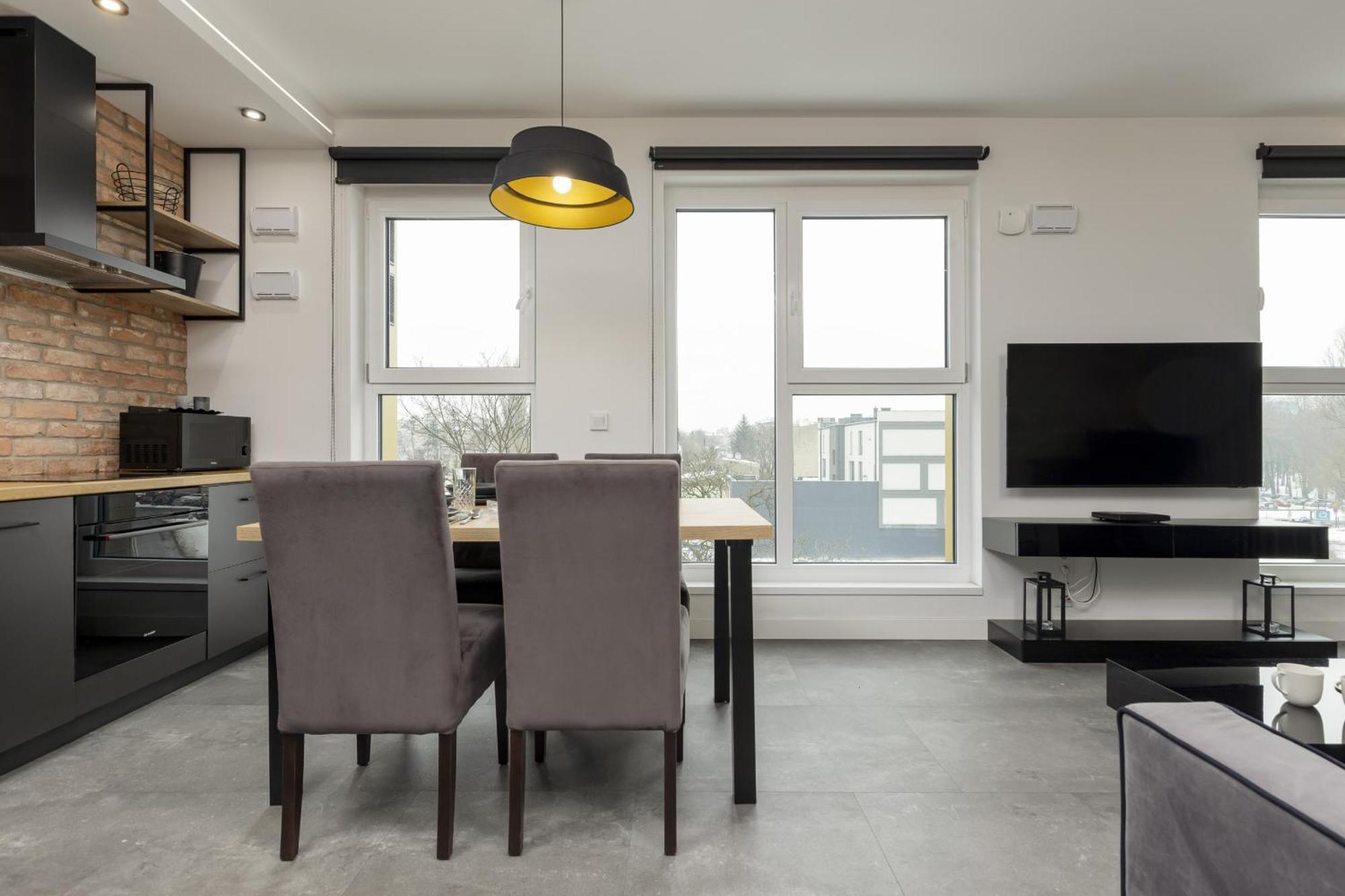 Milionowa Loft With Parking In By Renters